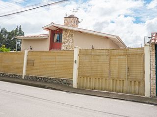 Foto 5 de Casa en Venta, Sector Cuartel Cayambe, Ricaurte, Cuenca