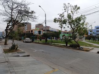 Foto 3 de Lindo Mini Depa En Los Olivos Frente A Parque