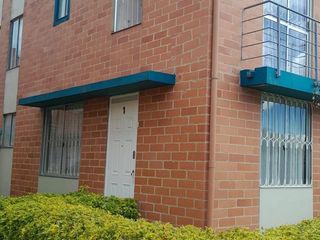 Foto 1 de CASA EN VENTA - MADRID CUND.