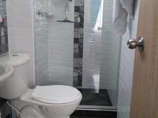 Foto 10 de CASA EN VENTA - MADRID CUND.