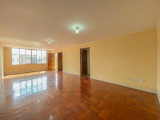 Foto 3 de ¡Gran Oportunidad de Inversión en zona comercial en Santa Anita!!🏡✨