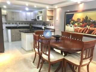 Foto 1 de ARRIENDO CASA AMOBLADA LAGOS DEL CACIQUE