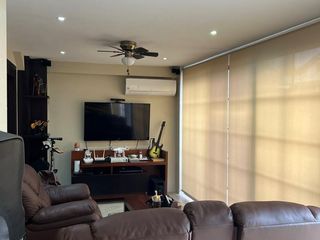 Foto 10 de VENTA - HERMOSA CASA EN TERRANOSTRA - MASTER BAÑO W.CLOSET A/C,  2 DORMITORIOS CON BAÑO COMPARTIDO A/C - PISCINA