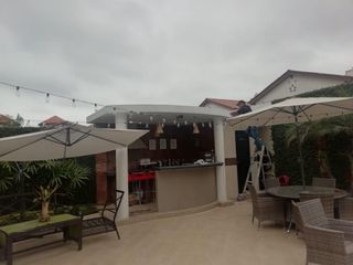 Foto 7 de VENTA - HERMOSA CASA EN TERRANOSTRA - MASTER BAÑO W.CLOSET A/C,  2 DORMITORIOS CON BAÑO COMPARTIDO A/C - PISCINA