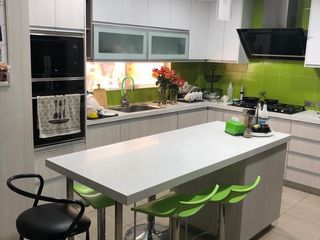 Foto 14 de VENTA - HERMOSA CASA EN TERRANOSTRA - MASTER BAÑO W.CLOSET A/C,  2 DORMITORIOS CON BAÑO COMPARTIDO A/C - PISCINA