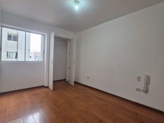 Foto 3 de Se Vende Departamento en Lince