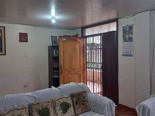 Foto 4 de Vendo Casa de 438.67m, Chillogallo Santa Martha