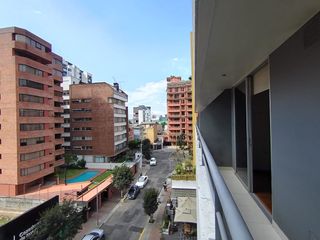 Foto 10 de Sector La Carolina, En Renta Dpto. 2D 90 m2 Amoblado con balcón
