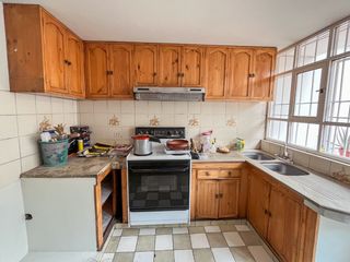 Foto 7 de Venta De Casa En Francisco Mostajo (Detras De Sedapar)