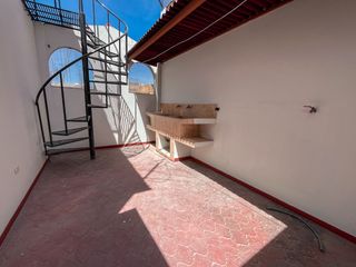 Foto 12 de Venta De Casa En Francisco Mostajo (Detras De Sedapar)