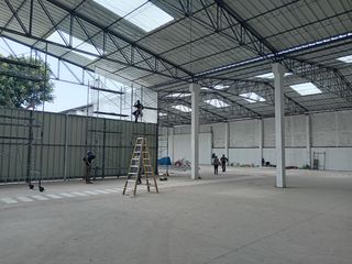 Foto 10 de ALQUILER DE LOCAL DE 2,500 M2. EN LURIN