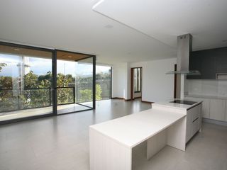 Foto 2 de DEPARTAMENTO MODERNO EN VENTA EN CUMBAYÁ – DISEÑO Y CONFORT