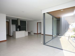 Foto 3 de DEPARTAMENTO MODERNO EN VENTA EN CUMBAYÁ – DISEÑO Y CONFORT