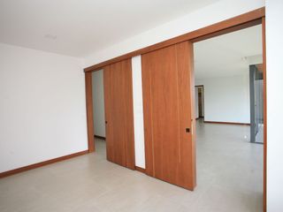 Foto 22 de DEPARTAMENTO MODERNO EN VENTA EN CUMBAYÁ – DISEÑO Y CONFORT