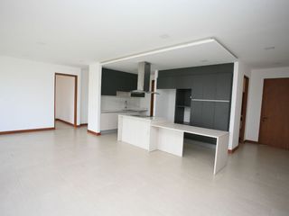 Foto 24 de DEPARTAMENTO MODERNO EN VENTA EN CUMBAYÁ – DISEÑO Y CONFORT