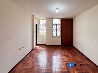 Foto 7 de Se vende casa en el Barrio Celi Roman en la ciudad de Loja