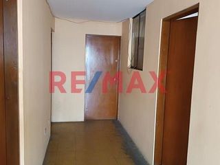 Foto 11 de Venta De Casa Urb Los Cipreses Cercado De Lima