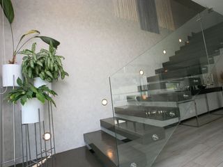 Foto 4 de ENCANTADOR DÚPLEX EN VENTA EN CUMBAYÁ – MODERNO Y LUMINOSO