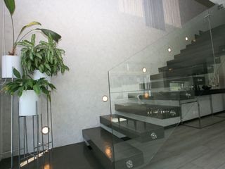 Foto 5 de ENCANTADOR DÚPLEX EN VENTA EN CUMBAYÁ – MODERNO Y LUMINOSO