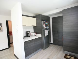 Foto 8 de ENCANTADOR DÚPLEX EN VENTA EN CUMBAYÁ – MODERNO Y LUMINOSO