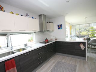 Foto 9 de ENCANTADOR DÚPLEX EN VENTA EN CUMBAYÁ – MODERNO Y LUMINOSO