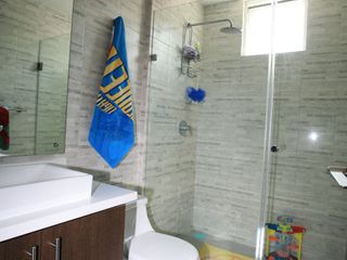 Foto 20 de ENCANTADOR DÚPLEX EN VENTA EN CUMBAYÁ – MODERNO Y LUMINOSO
