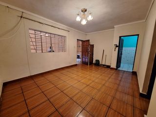 Foto 4 de Vendo Departamento Primer Piso interior en el Rimac