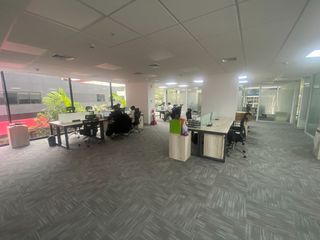 Foto 7 de OFICINA PRIME SEGUNDO PISO REMODELADA EN CENTRO EMPRESARIAL REAL. VISTA EXTERNA.