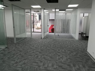 Foto 11 de OFICINA PRIME SEGUNDO PISO REMODELADA EN CENTRO EMPRESARIAL REAL. VISTA EXTERNA.