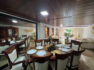 Foto 2 de Venta apartamento Ciudad Jardín segundo piso Cali Valle Colombia