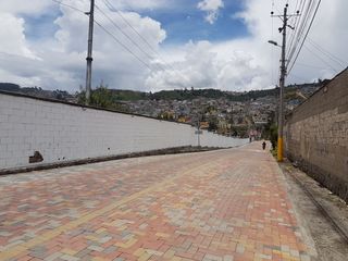 Foto 3 de VENTA TERRENO SUR DE QUITO A UNA CUADRA DE LA MALDONADO