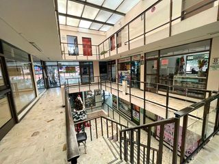 Foto 12 de OFICINA EN VENTA  CENTRO COMERCIAL EL NOGAL FONTIBON