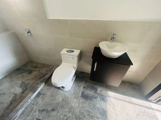 Foto 8 de CASA POR ESTRENAR DE DOS PISOS DENTRO DE URBANIZACIÓN PRECIO DE REMATE