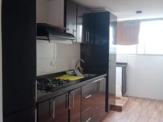 Foto 5 de SE VENDE APARTAMENTO EN CONJUNTO EN SANTA CECILIA, ENGATIVA $250 NEGOCIABLES.