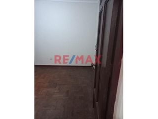 Foto 5 de Venta De Lindo Departamento En Breña