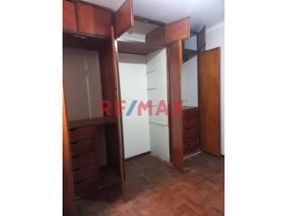 Foto 7 de Venta De Lindo Departamento En Breña