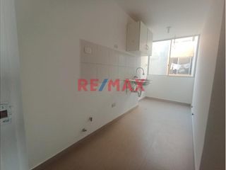 Foto 4 de Venta De Dpto.Remodelado En Tercer Piso - Cond.Parques De Piura // ID: 1119292