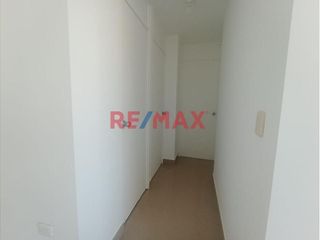 Foto 5 de Venta De Dpto.Remodelado En Tercer Piso - Cond.Parques De Piura // ID: 1119292