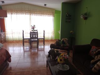 Foto 6 de Se Vende Casa En Av Alfonso Ugarte Chincha Alta
