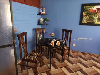 Foto 9 de Se Vende Casa En Av Alfonso Ugarte Chincha Alta