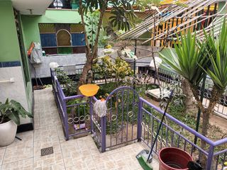 Foto 21 de Se Vende Casa En Av Alfonso Ugarte Chincha Alta