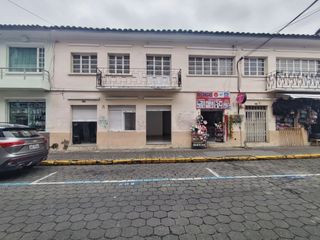 Foto 1 de LOCAL EN RENTA, EN EL CENTRO DE OTAVALO.