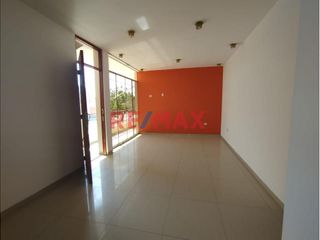 Foto 2 de Alquiler Dpto. En Segundo Piso - 78M2 Urb.Universitaria // ID: 1119488