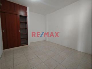 Foto 9 de Alquiler Dpto En 3Er Piso - Urb.Universitaria // ID: 1119491