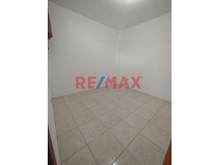 Foto 10 de Alquiler Dpto En 3Er Piso - Urb.Universitaria // ID: 1119491
