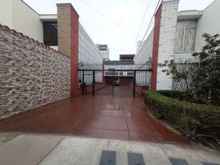 Foto 2 de VENDO CASA EN CONDOMINIO MAGDALENA DEL MAR 125 M2