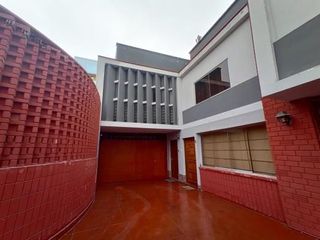 Foto 1 de VENDO CASA EN CONDOMINIO MAGDALENA DEL MAR 125 M2
