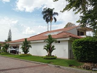Foto 5 de VENTA ACOGEDORA CASA 1 PISO CONDOMINIO - SECTOR COLOMBO BRITANICO