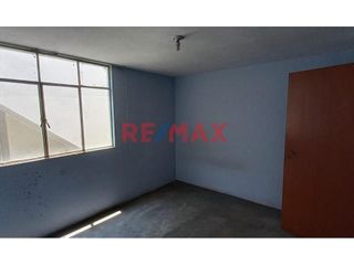 Foto 9 de Casa En Venta - Ate- 200 Mt2