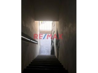 Foto 11 de Casa En Venta - Ate- 200 Mt2
